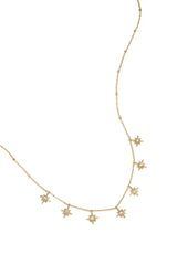 Collier Élégant avec Pendentif Étoile – Une Touche de Lumière au Quotidien